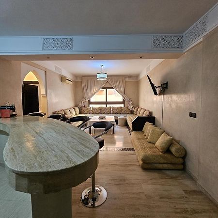Appartement Douillet Au Centre Gueliz マラケシュ エクステリア 写真