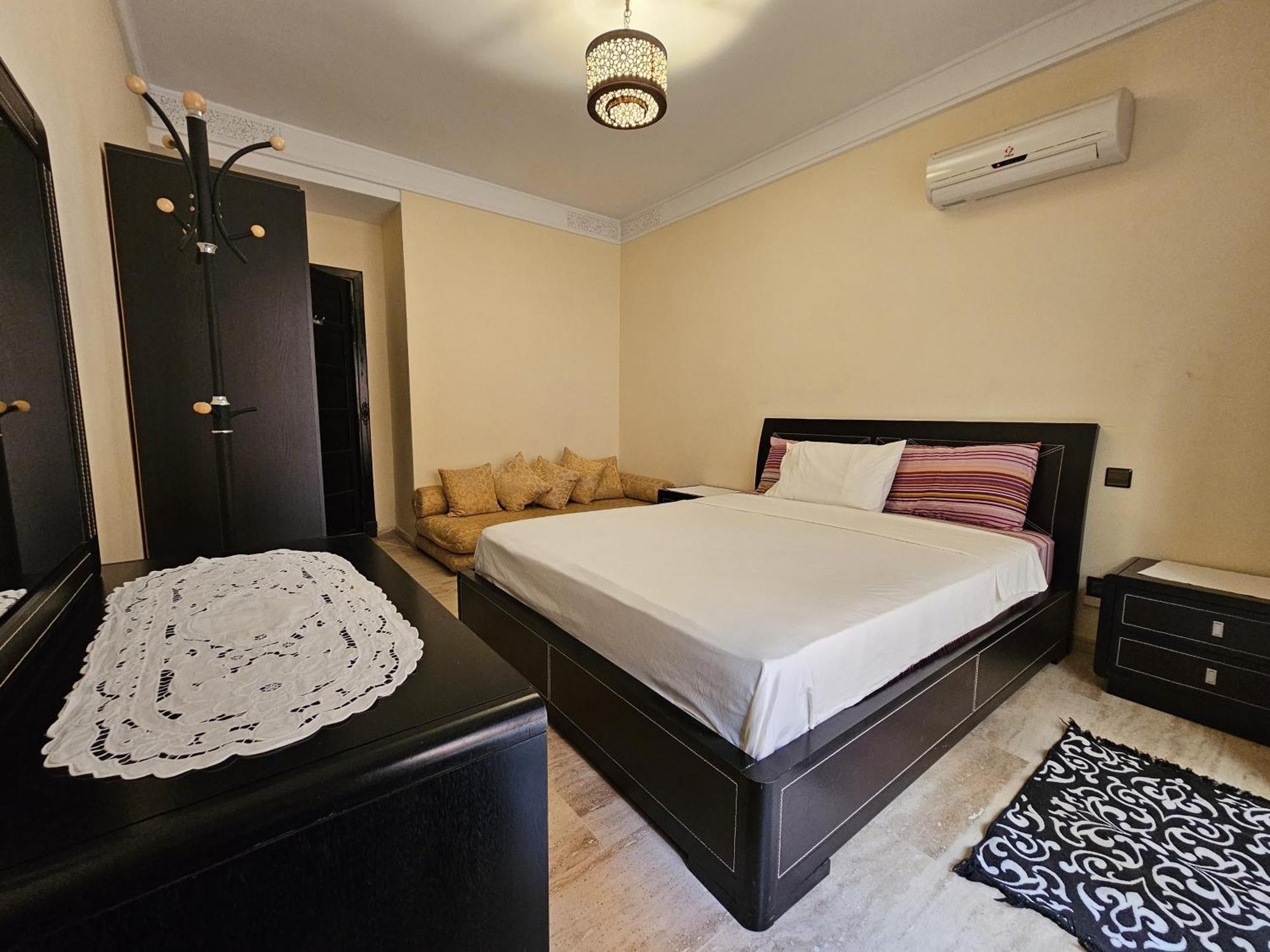 Appartement Douillet Au Centre Gueliz マラケシュ エクステリア 写真