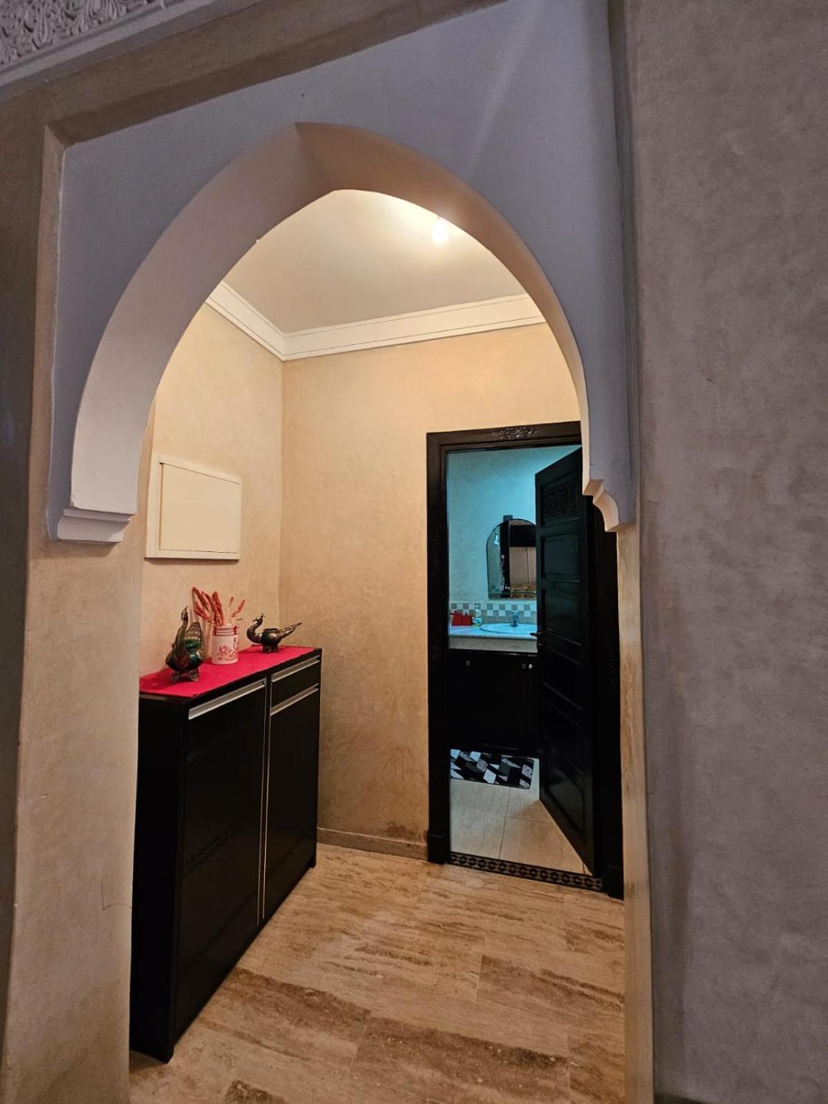 Appartement Douillet Au Centre Gueliz マラケシュ エクステリア 写真
